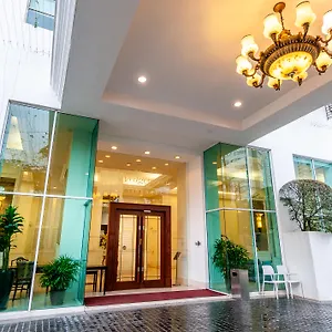 Hotel Wedgewood Residences