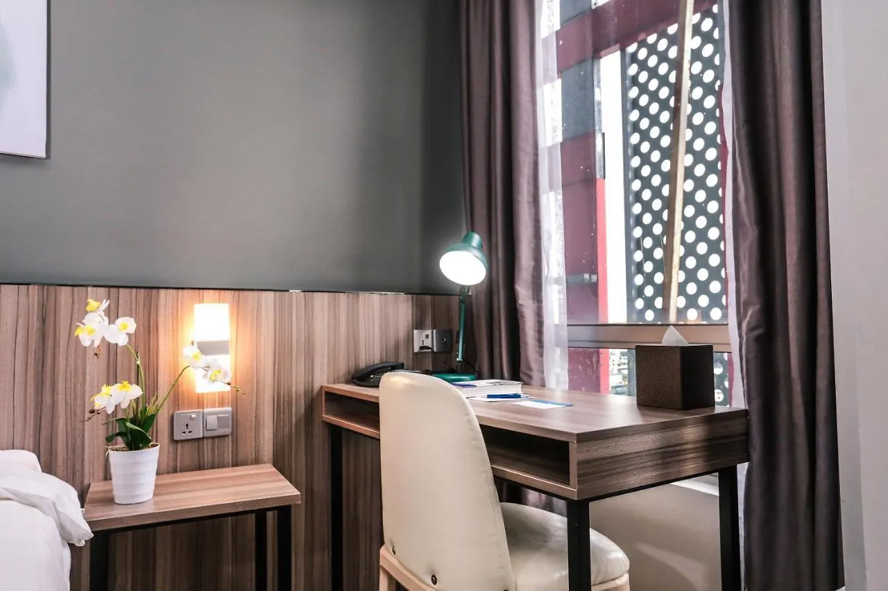 Days Hotel & Suites By Wyndham Kl - Chan Sow Lin Mrt Or Lrt Kuala Lumpur Malaysia