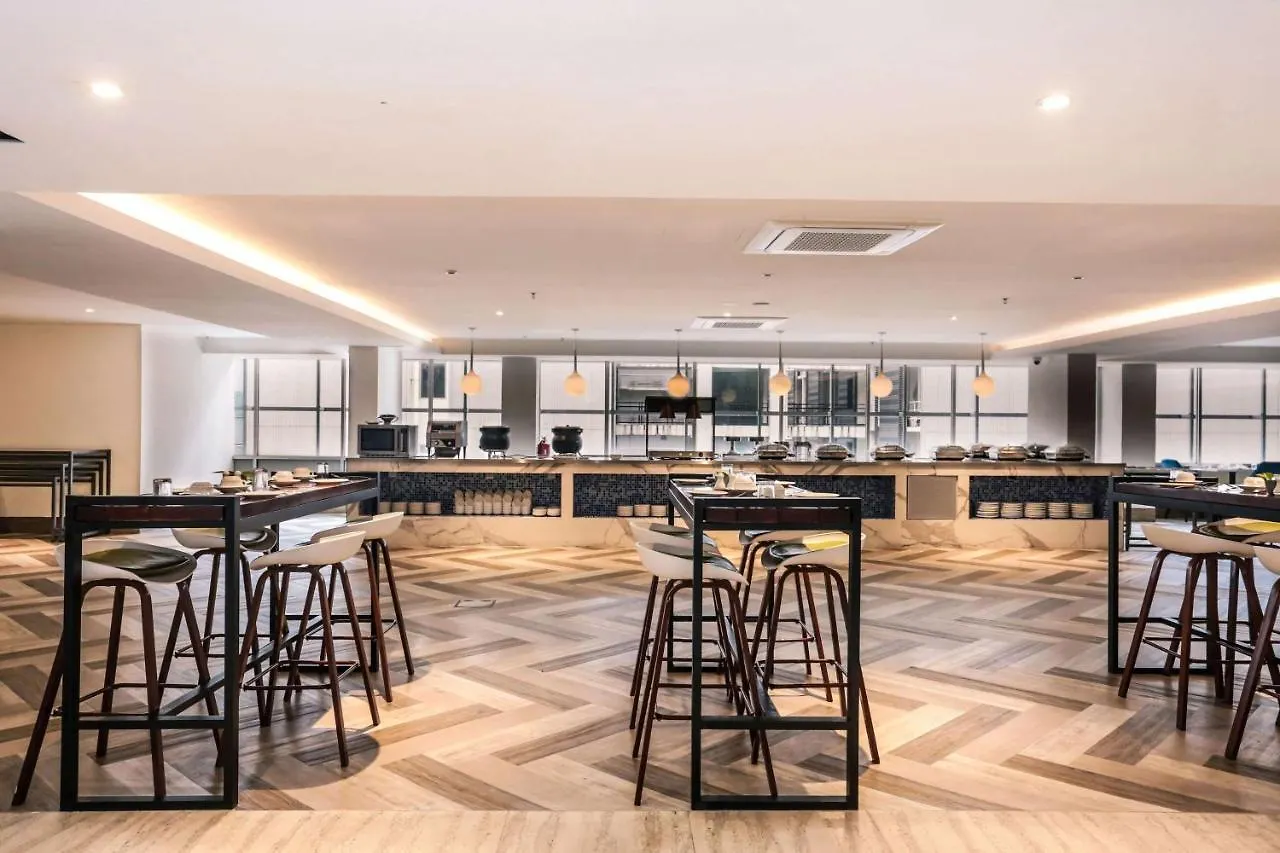 Days Hotel & Suites By Wyndham Kl - Chan Sow Lin Mrt Or Lrt Kuala Lumpur