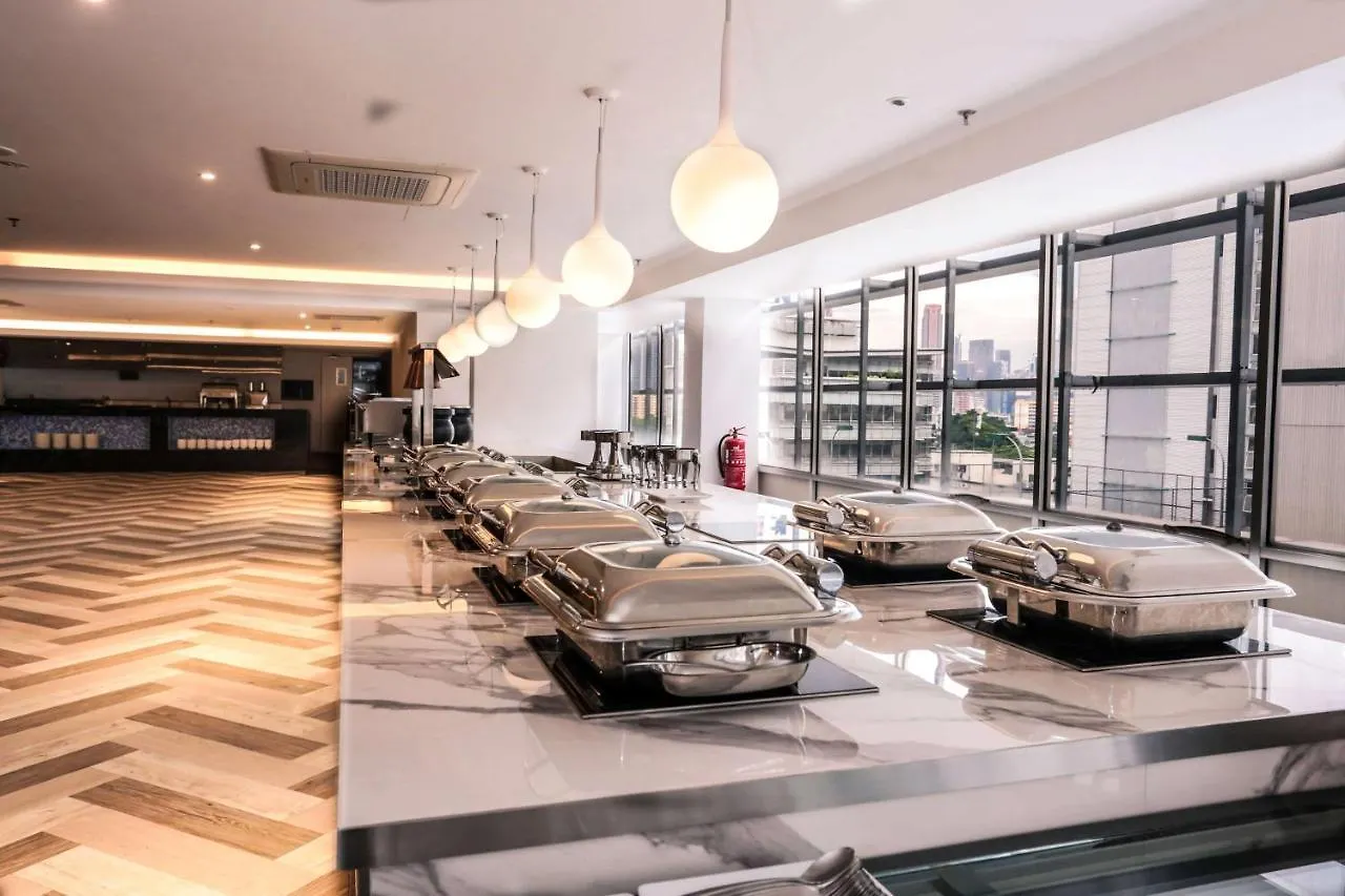 Days Hotel & Suites By Wyndham Kl - Chan Sow Lin Mrt Or Lrt Kuala Lumpur