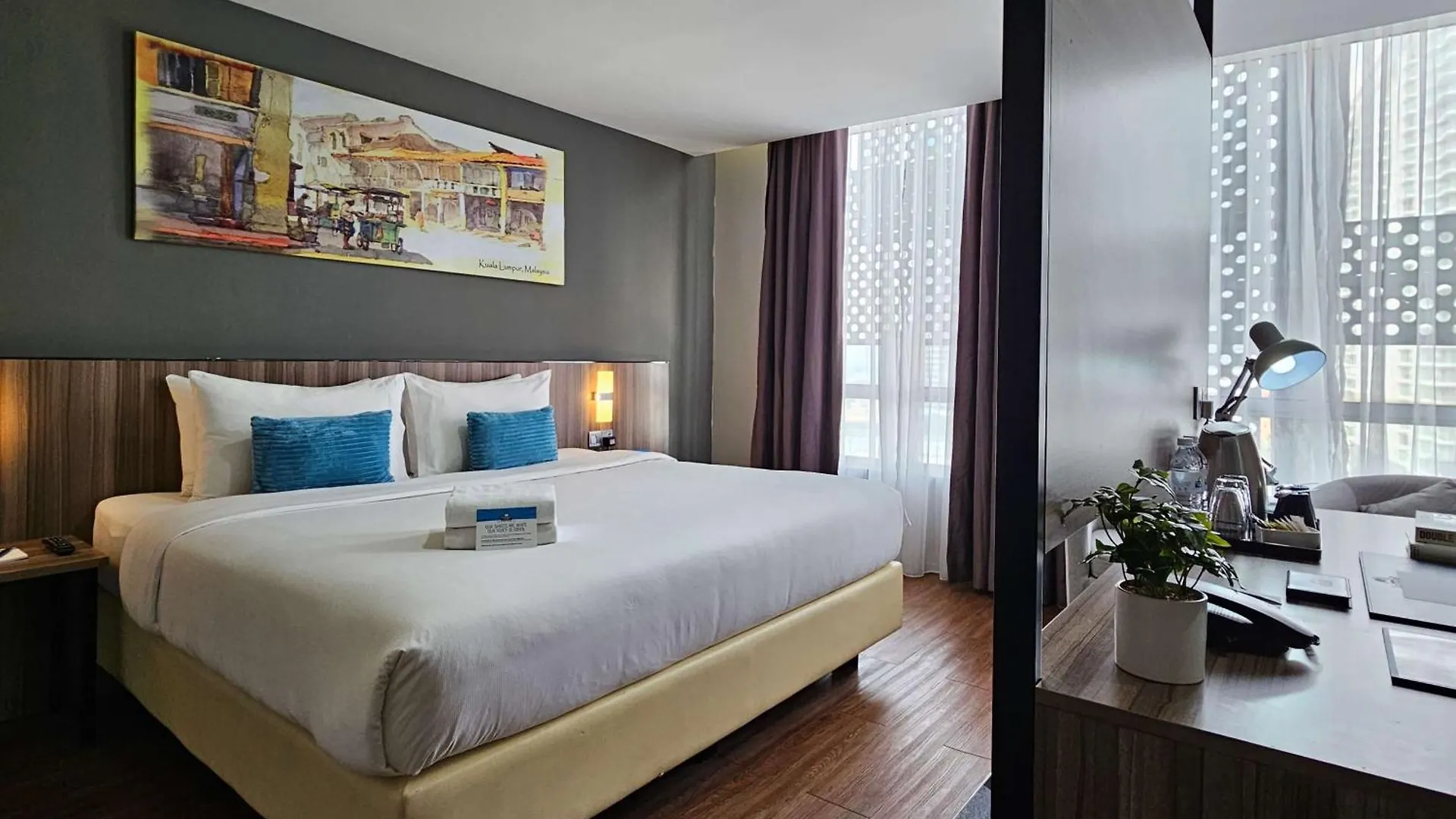 Days Hotel & Suites By Wyndham Kl - Chan Sow Lin Mrt Or Lrt Kuala Lumpur 4*,  Malaysia
