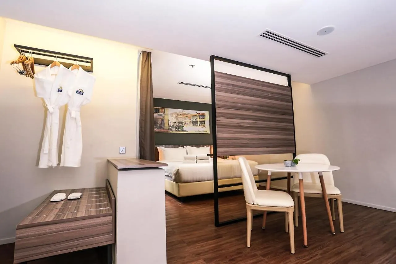 Days Hotel & Suites By Wyndham Fraser Business Park Kl Kuala Lumpur