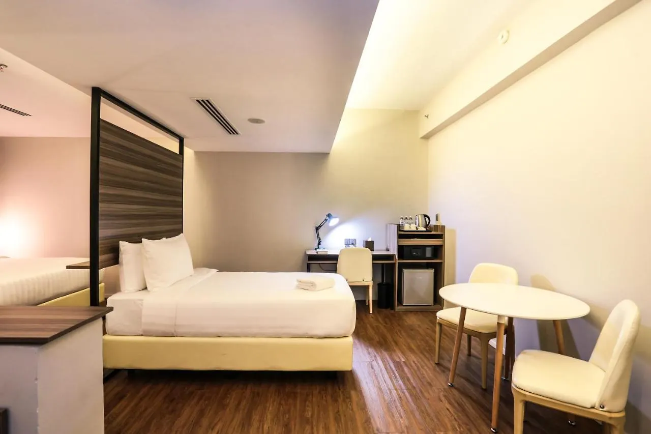 Days Hotel & Suites By Wyndham Fraser Business Park Kl Kuala Lumpur 4*,